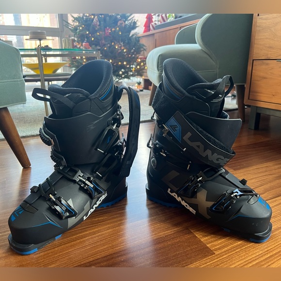 Lange Ski Boots - only worn for 2 hours - Picture 1 of 10